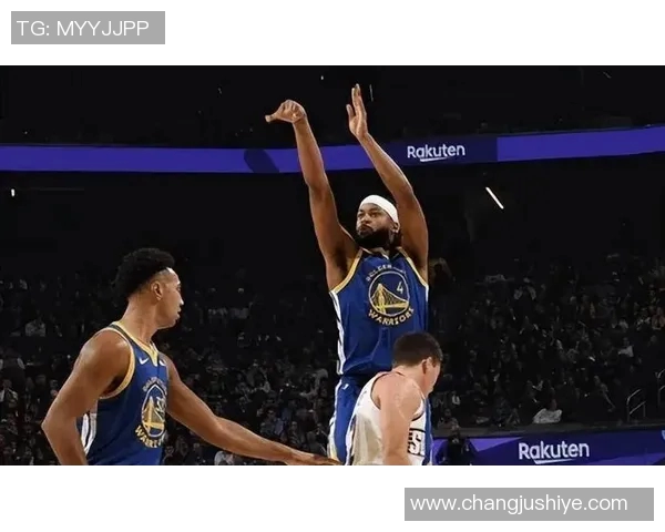 英雄联盟勇士队配角选手表现：穆迪限制布克，波斯特空间优势成关键